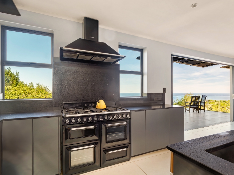5 Bedroom Property for Sale in Pezula Private Estate Western Cape